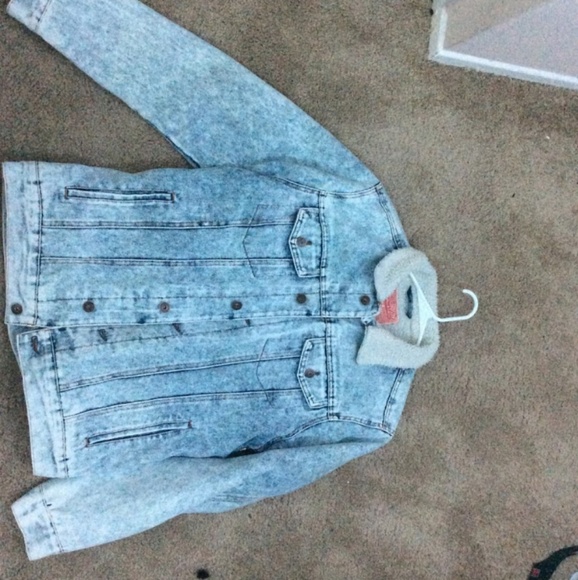 Jean Jacket - Picture 2 of 3